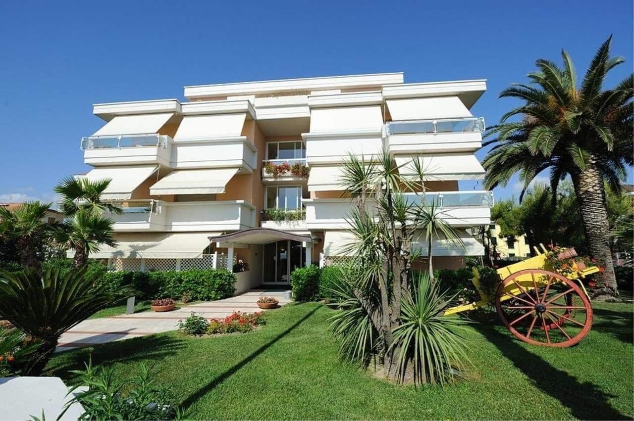 Residence Le Palme Grottammare Dış mekan fotoğraf